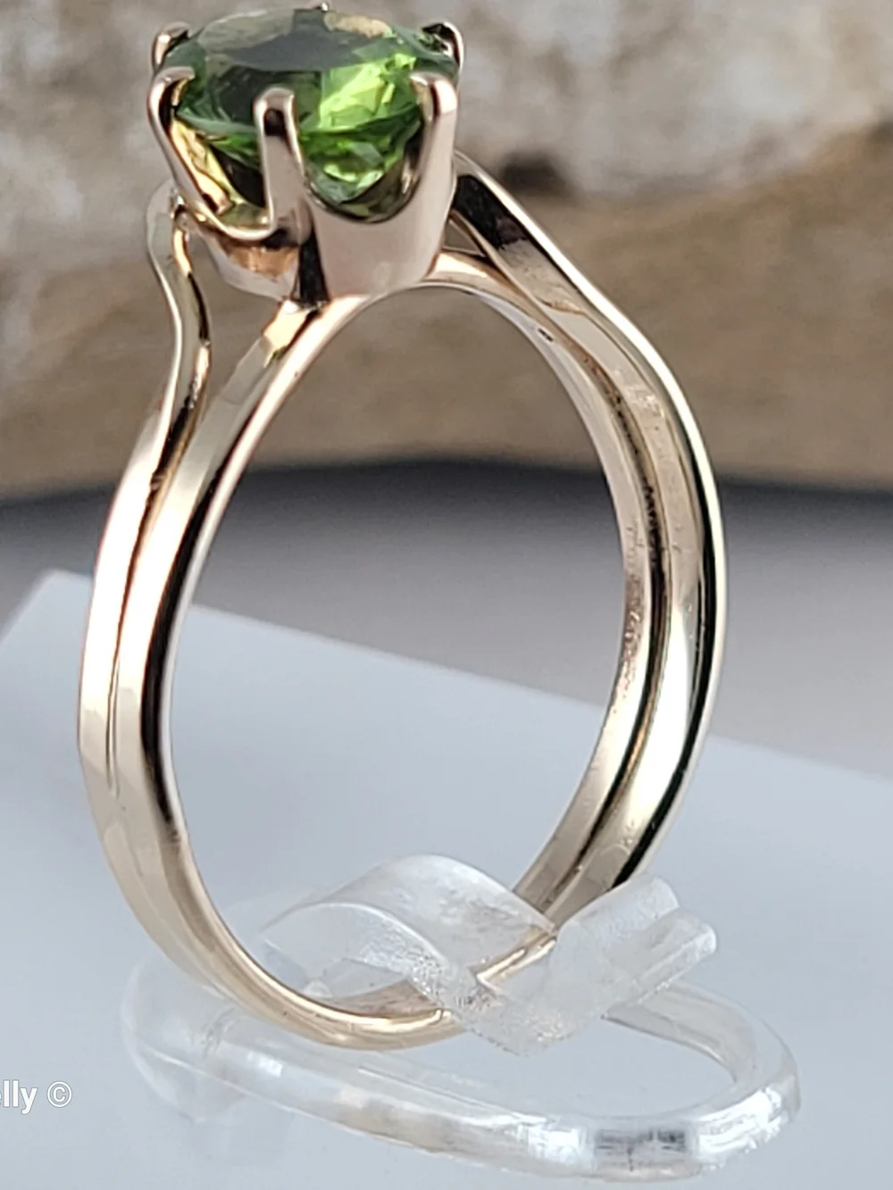 14K Yellow Gold Peridot Cocktail Ring Size 6 - Solid Gold! 👌🎁